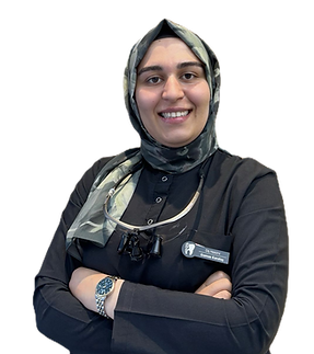 ozel-goksu-agiz-dis-sagligi-poliklinigi-estetik-dis-hekimligi-uzman-dis-hekimi-doktor-portre-profesyonel-fotograf-basortulu-hekim